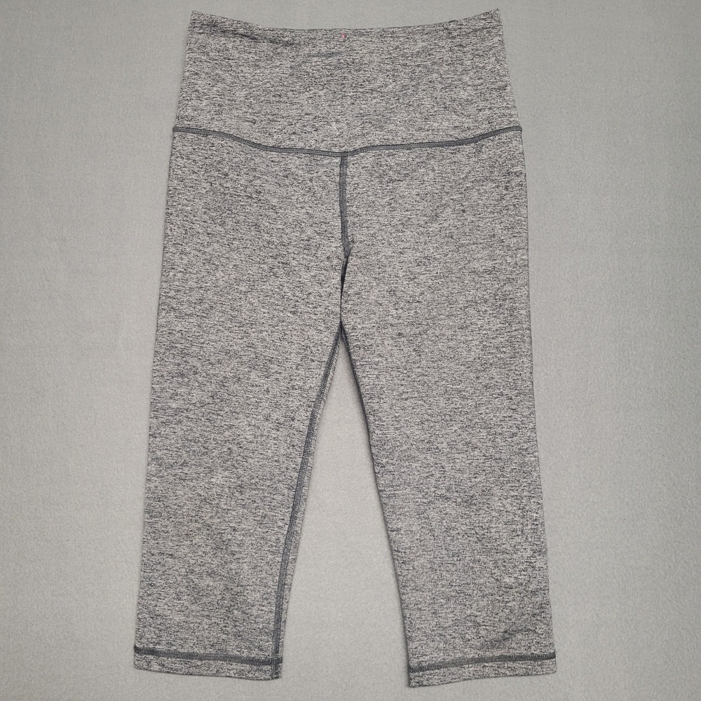 Victoria's Secret VSX Sport Knockout Crop Leggings Capris Gray‎ Heathered S/P